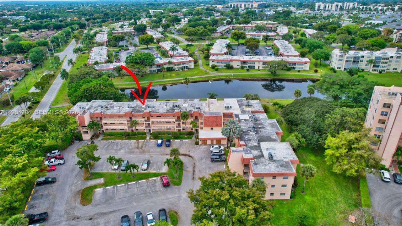 14721 Bonaire Blvd , Unit 308, Delray Beach, FL 33446 Photo