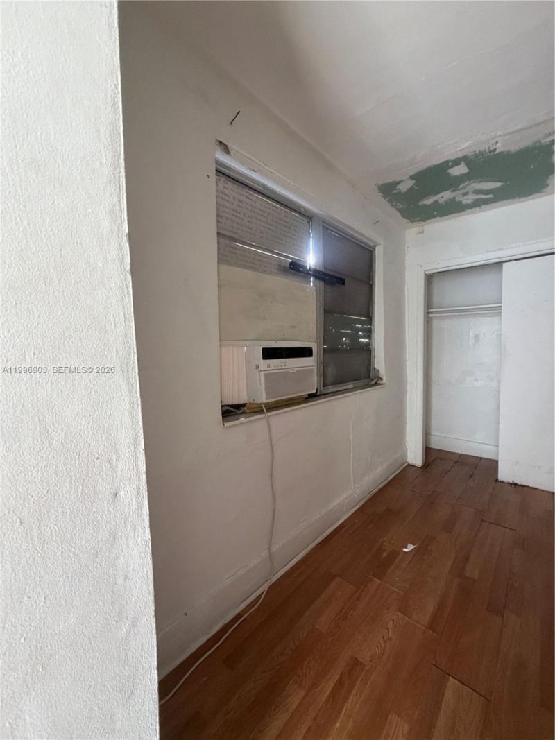 634 SW 10th Ave , Miami, FL 33130 Photo
