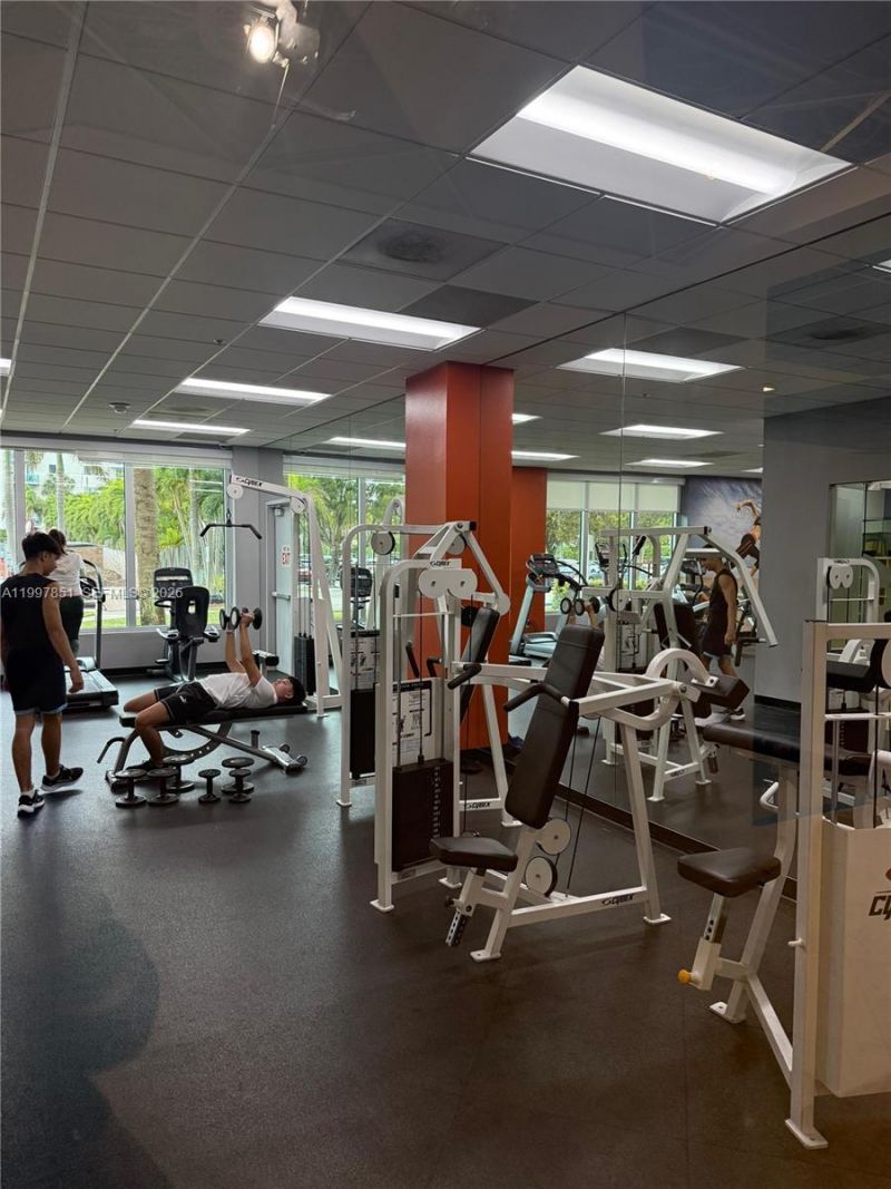 19380 Collins Ave , Unit 319, Sunny Isles Beach, FL 33160 Photo