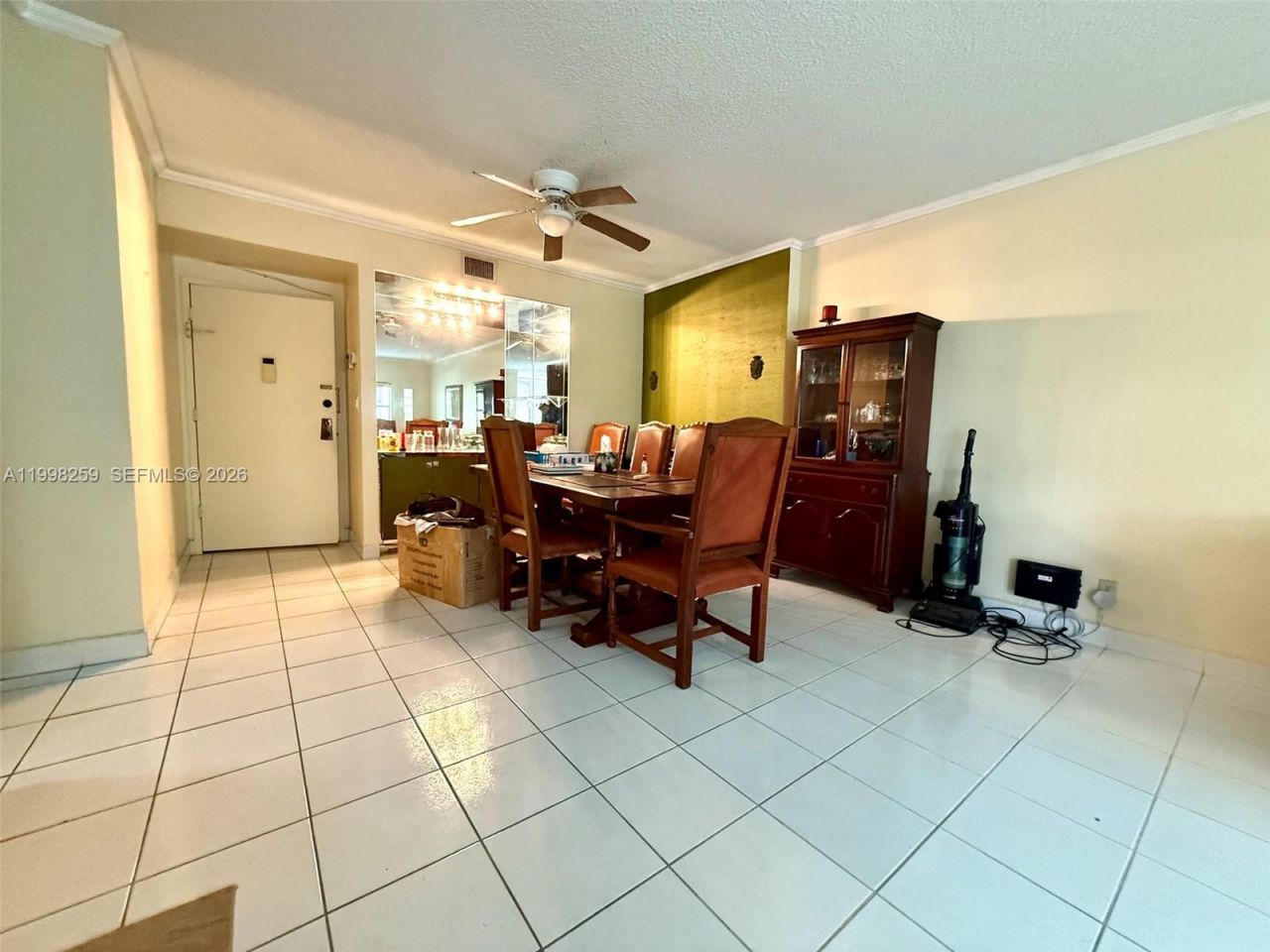 4350 Hillcrest Dr , Unit 303, Hollywood, FL 33021 Photo