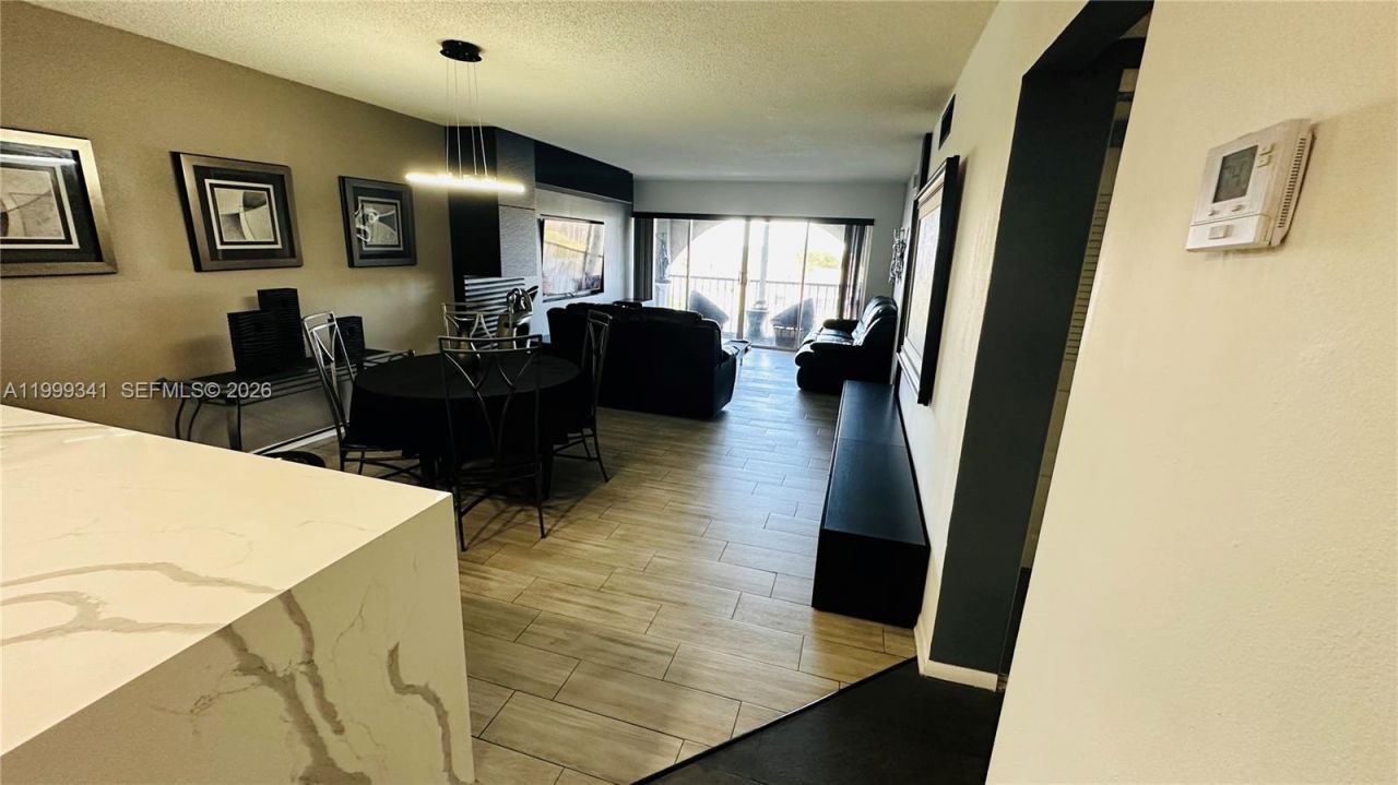 4025 N Nob Hill Rd , Unit 508, Sunrise, FL 33351 Photo