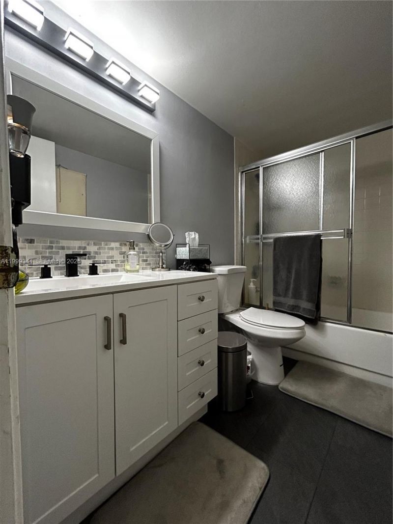 4025 N Nob Hill Rd , Unit 508, Sunrise, FL 33351 Photo
