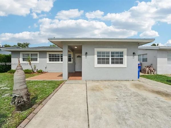 3731 NE 17th Ave , Pompano Beach, FL 33064