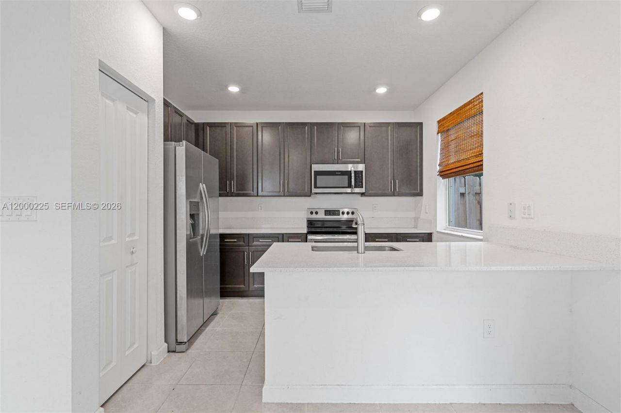 1100 SE 26 Ter , Homestead, FL 33035 Photo