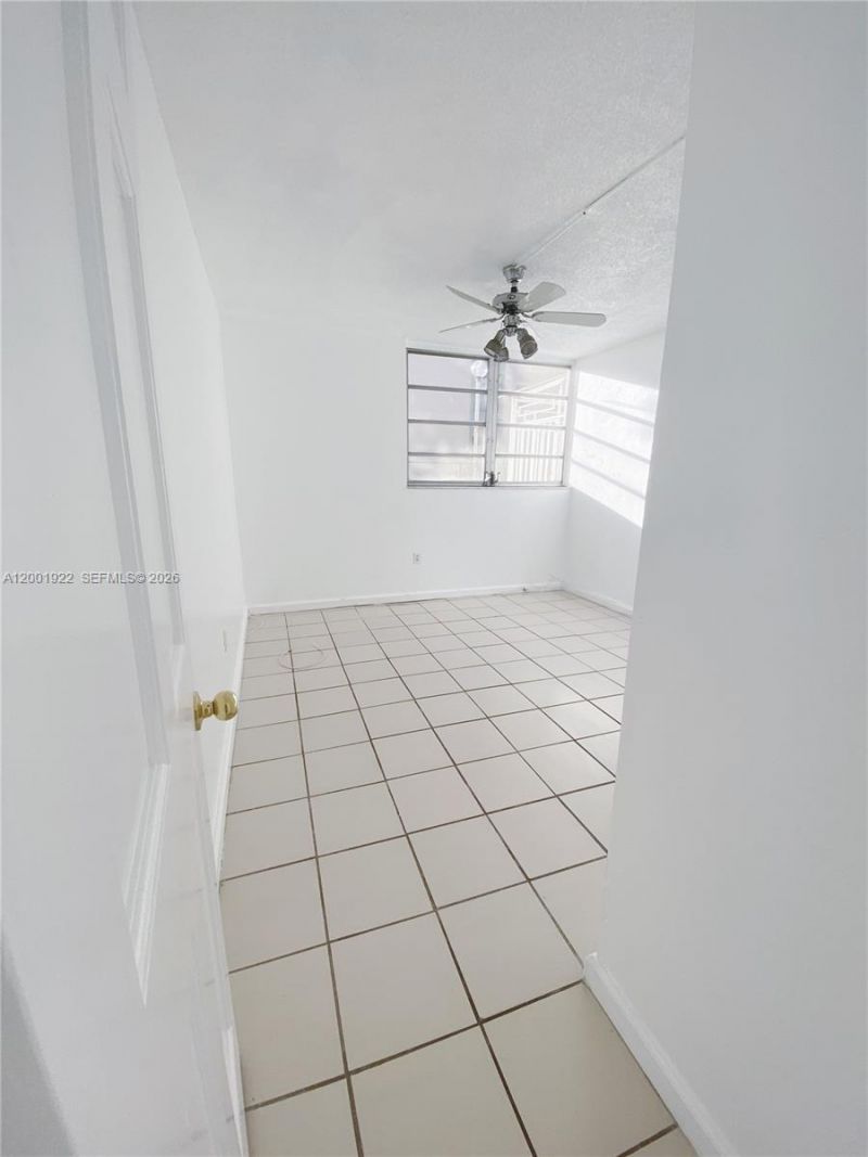 870 NW 87th Ave , Unit 110, Miami, FL 33172 Photo