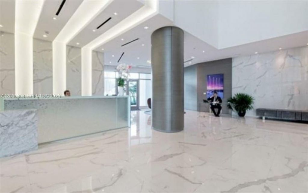 17111 Biscayne Blvd , Unit 909, North Miami Beach, FL 33160 Photo