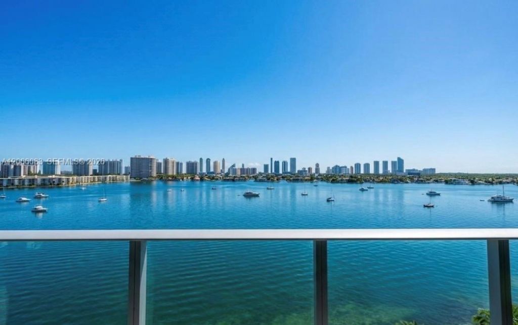 17111 Biscayne Blvd , Unit 909, North Miami Beach, FL 33160 Photo