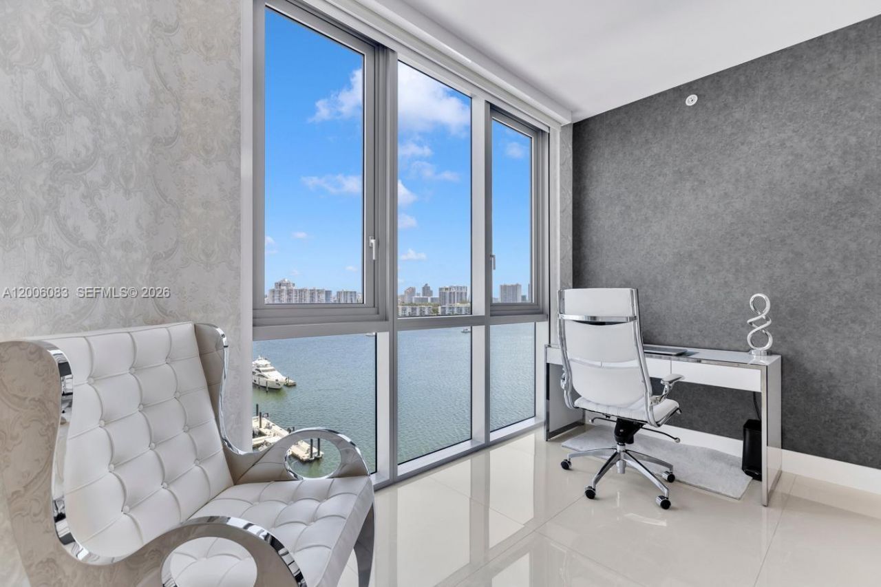17111 Biscayne Blvd , Unit 909, North Miami Beach, FL 33160 Photo