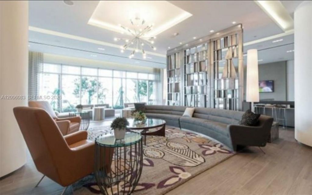 17111 Biscayne Blvd , Unit 909, North Miami Beach, FL 33160 Photo