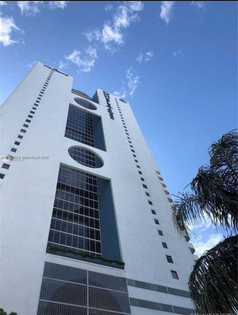 1717 N Bayshore Dr , Unit A-1734, Miami, FL 33132 Photo