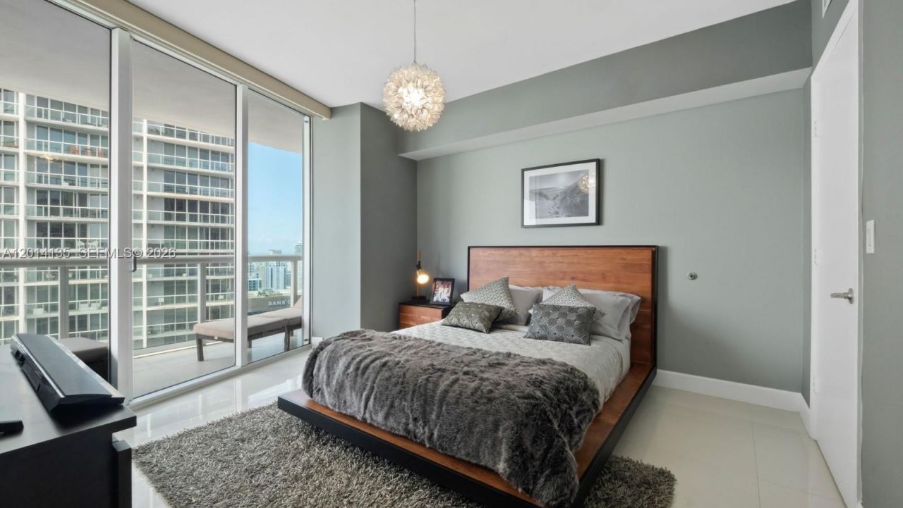 475 Brickell Ave , Unit 5109, Miami, FL 33131 Photo