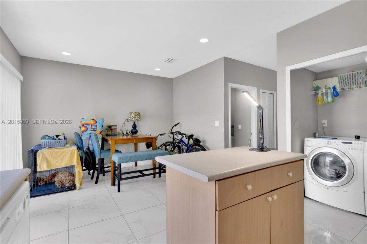 1660 SE 30th St , Homestead, FL 33035 Photo