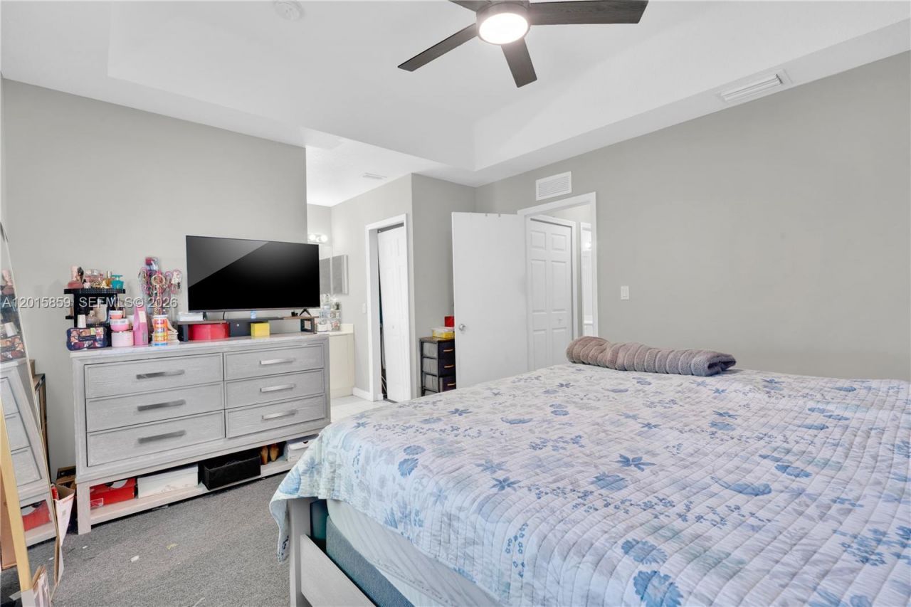 1660 SE 30th St , Homestead, FL 33035 Photo
