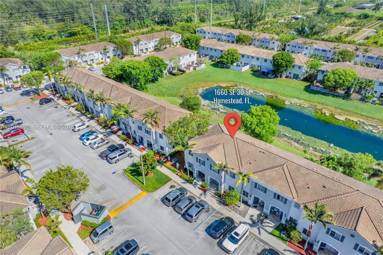 1660 SE 30th St , Homestead, FL 33035 Photo