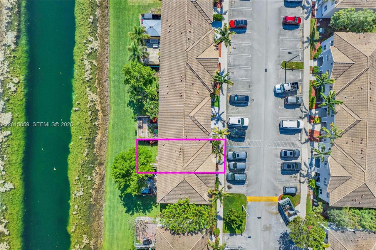 1660 SE 30th St , Homestead, FL 33035 Photo