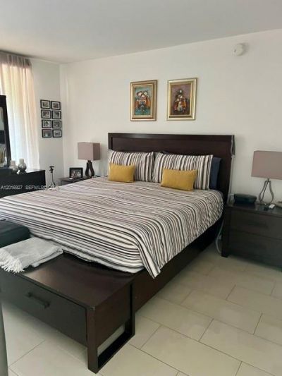 1701 NE 115th St , Unit 1A, Miami, FL 33181 Photo
