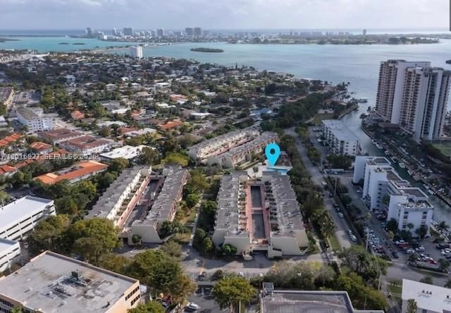 1701 NE 115th St , Unit 1A, Miami, FL 33181 Photo