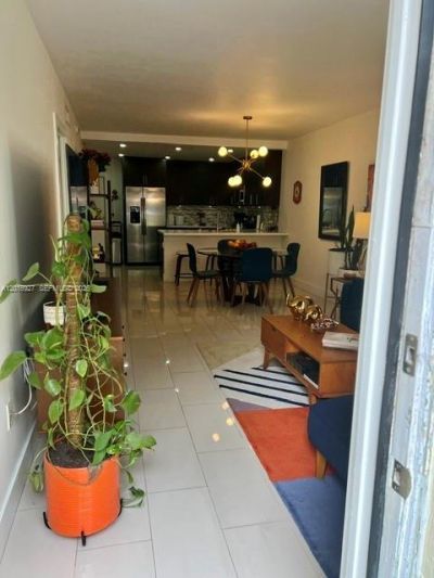 1701 NE 115th St , Unit 1A, Miami, FL 33181 Photo