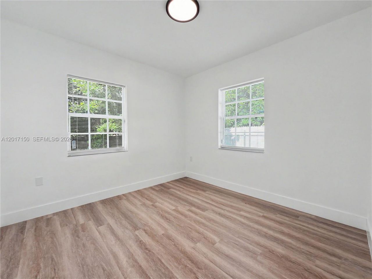 580 NW 194th Ter , Miami Gardens, FL 33169 Photo