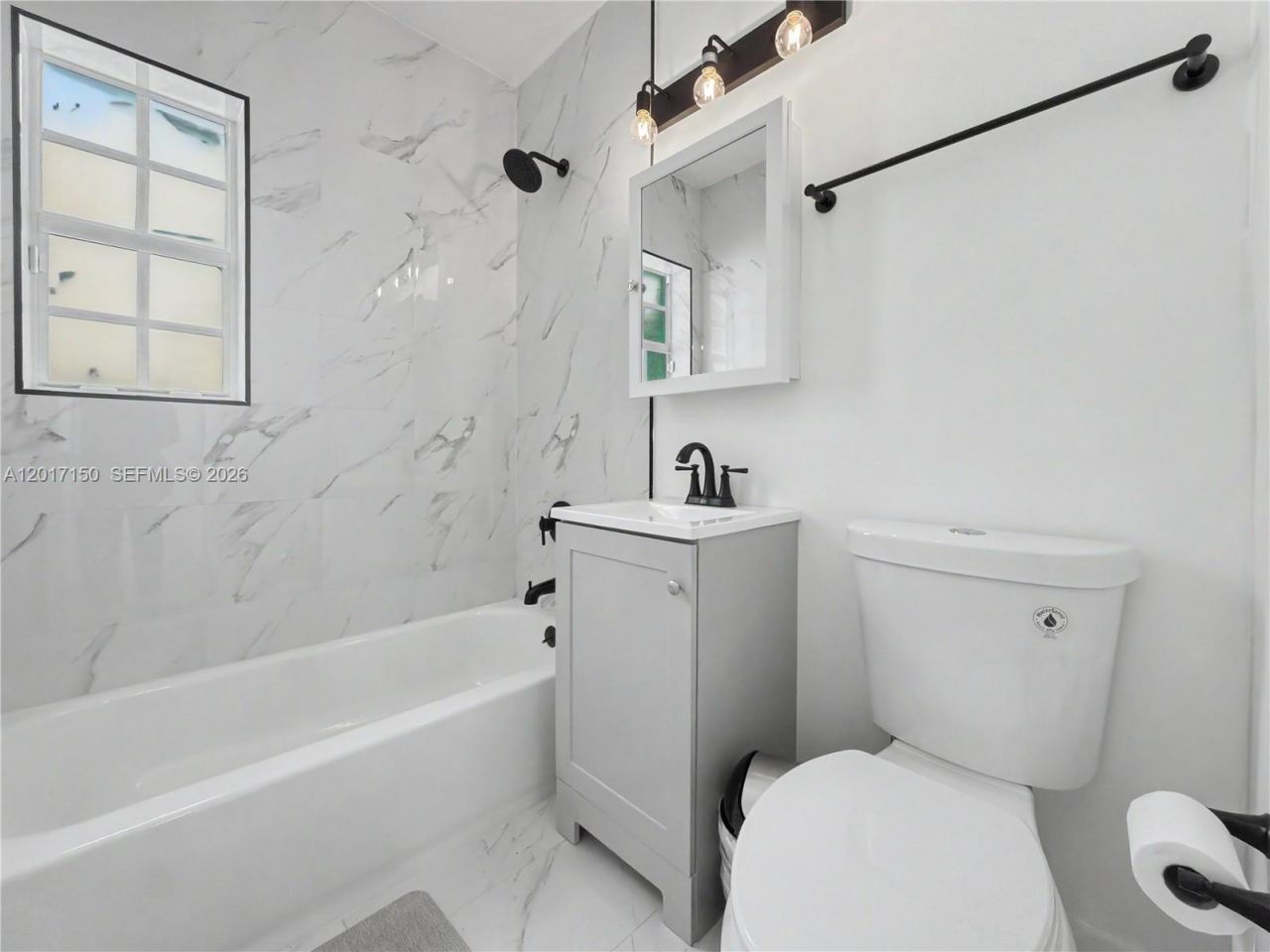 580 NW 194th Ter , Miami Gardens, FL 33169 Photo