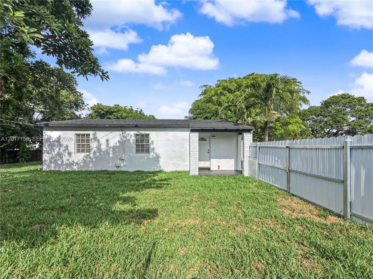 580 NW 194th Ter , Miami Gardens, FL 33169 Photo
