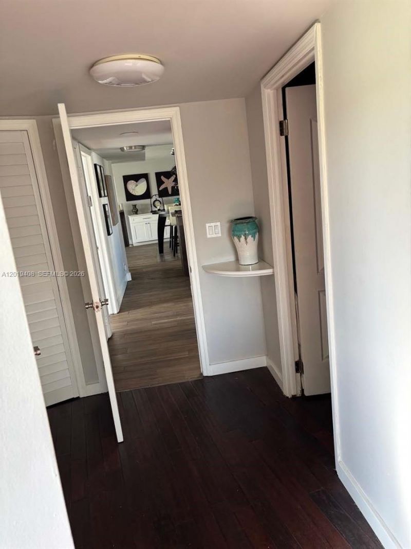 720 Bayshore Dr , Unit 301, Fort Lauderdale, FL 33304 Photo