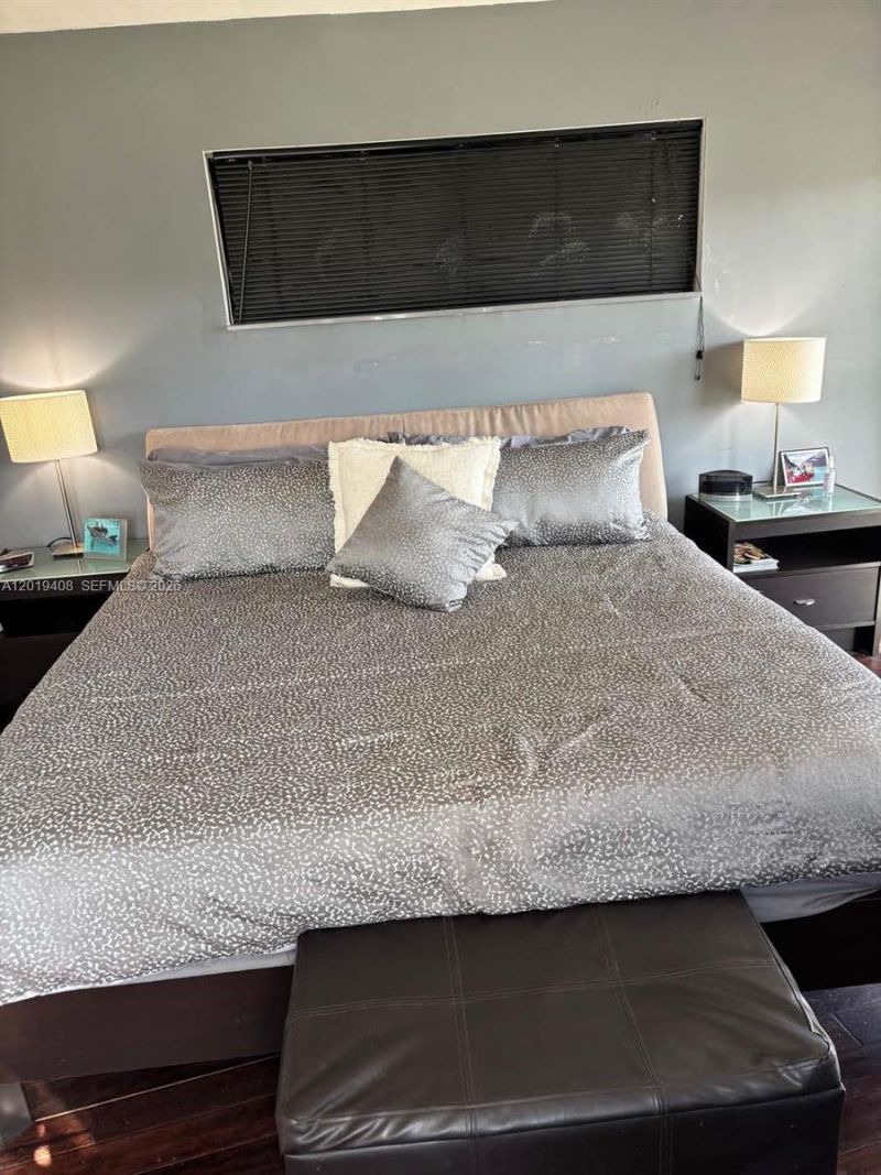 720 Bayshore Dr , Unit 301, Fort Lauderdale, FL 33304 Photo