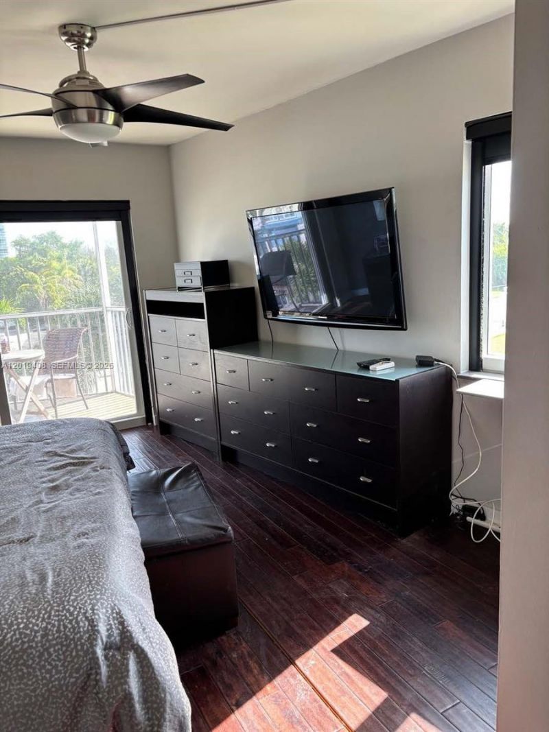 720 Bayshore Dr , Unit 301, Fort Lauderdale, FL 33304 Photo
