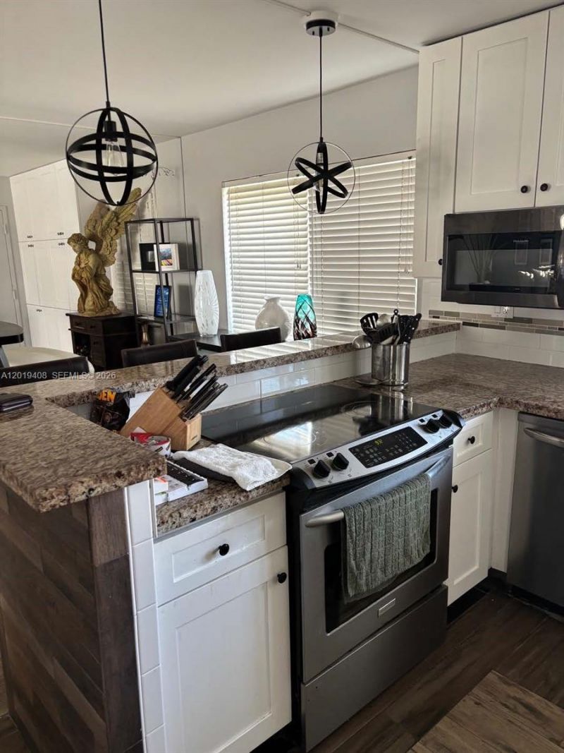 720 Bayshore Dr , Unit 301, Fort Lauderdale, FL 33304 Photo