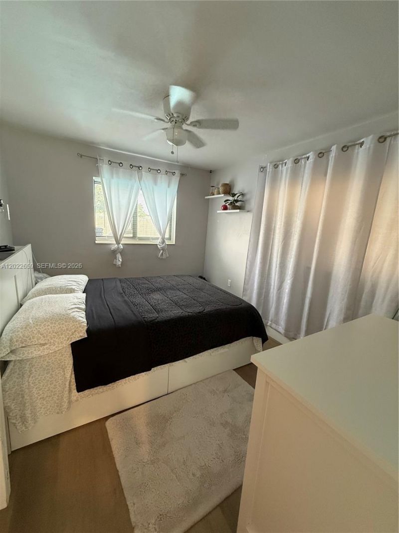 1825 SW 43rd Ave , Fort Lauderdale, FL 33317 Photo
