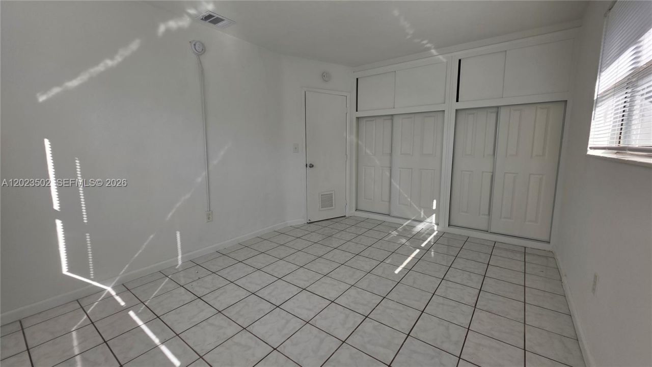 525 NE 132nd Ter , North Miami, FL 33161 Photo
