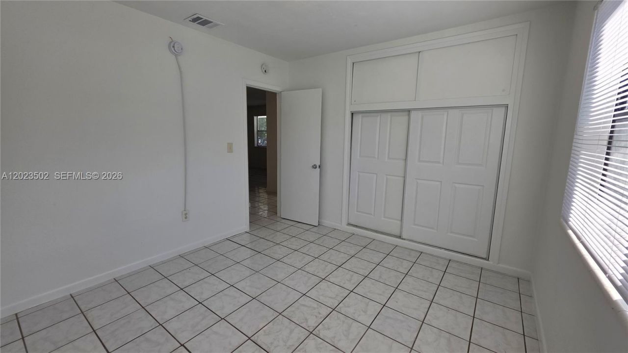 525 NE 132nd Ter , North Miami, FL 33161 Photo
