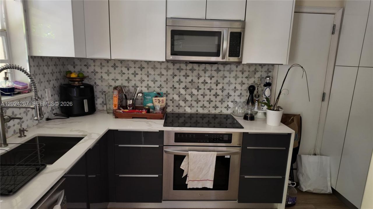 1535 Meridian Ave , Unit 6, Miami Beach, FL 33139 Photo