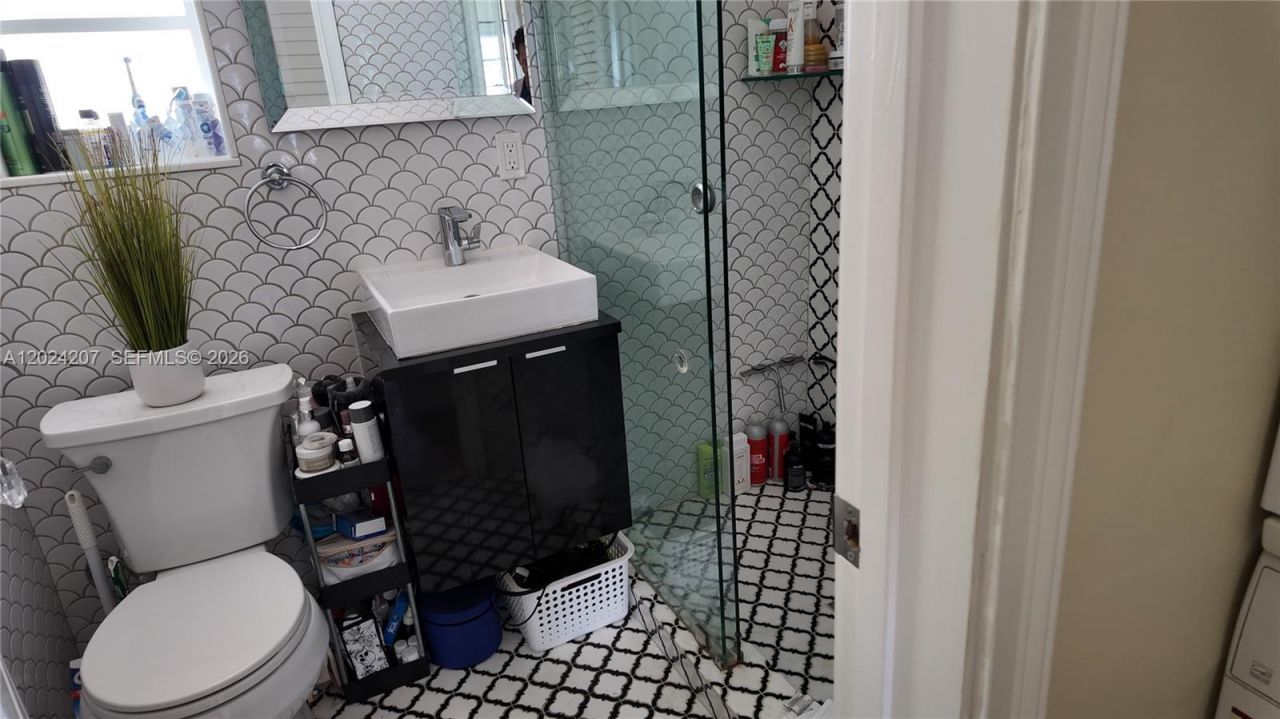 1535 Meridian Ave , Unit 6, Miami Beach, FL 33139 Photo