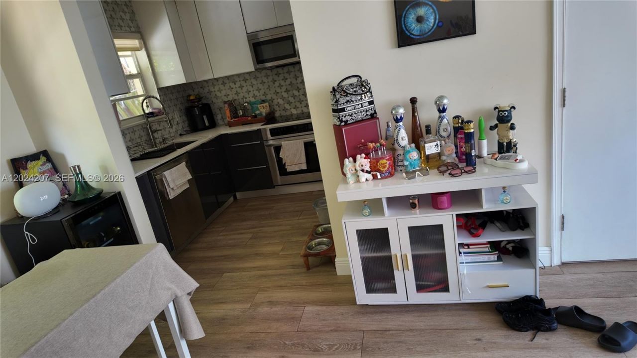 1535 Meridian Ave , Unit 6, Miami Beach, FL 33139 Photo