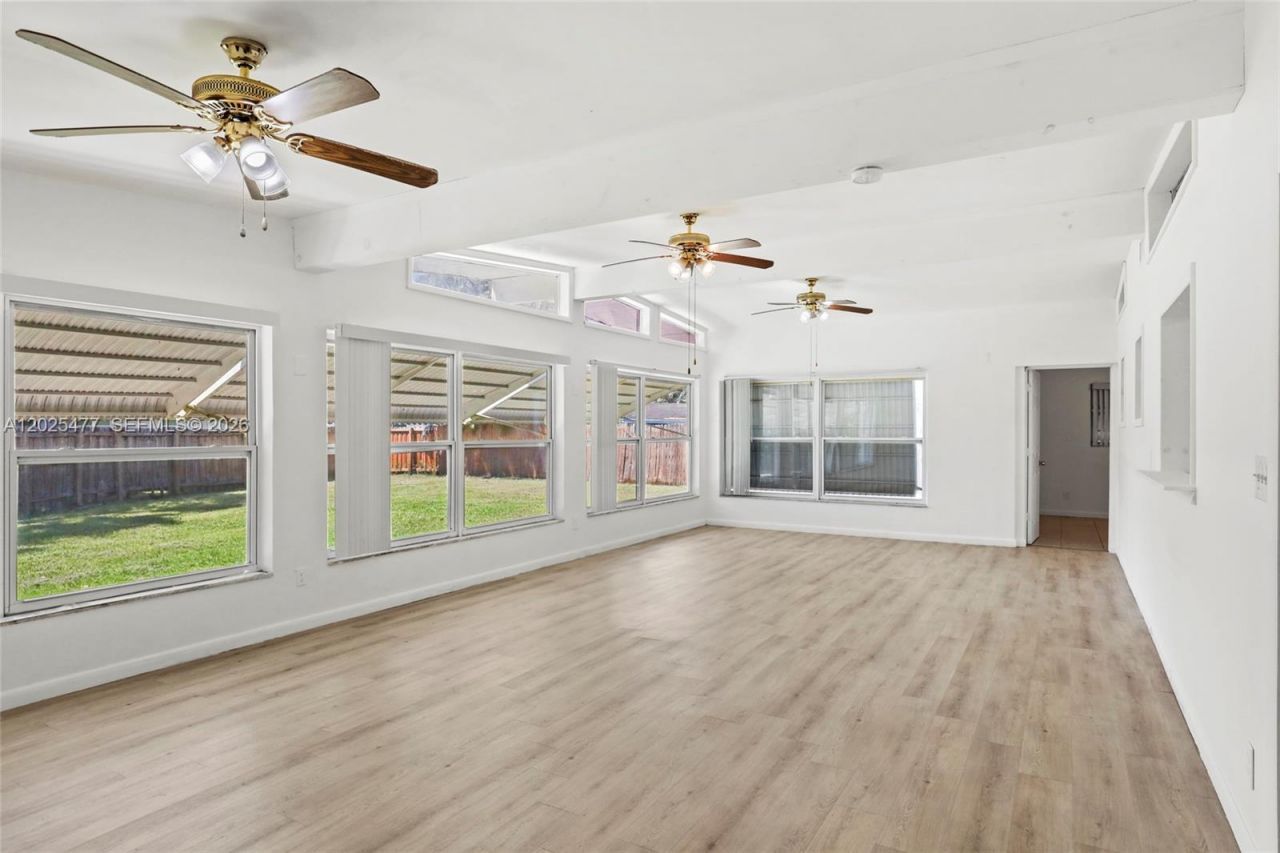 310 E Olive Ave , Port Saint Lucie, FL 34952 Photo