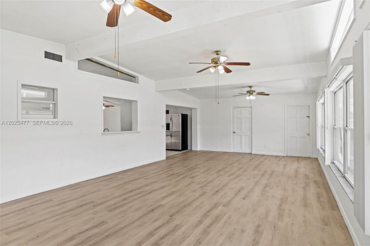 310 E Olive Ave , Port Saint Lucie, FL 34952 Photo