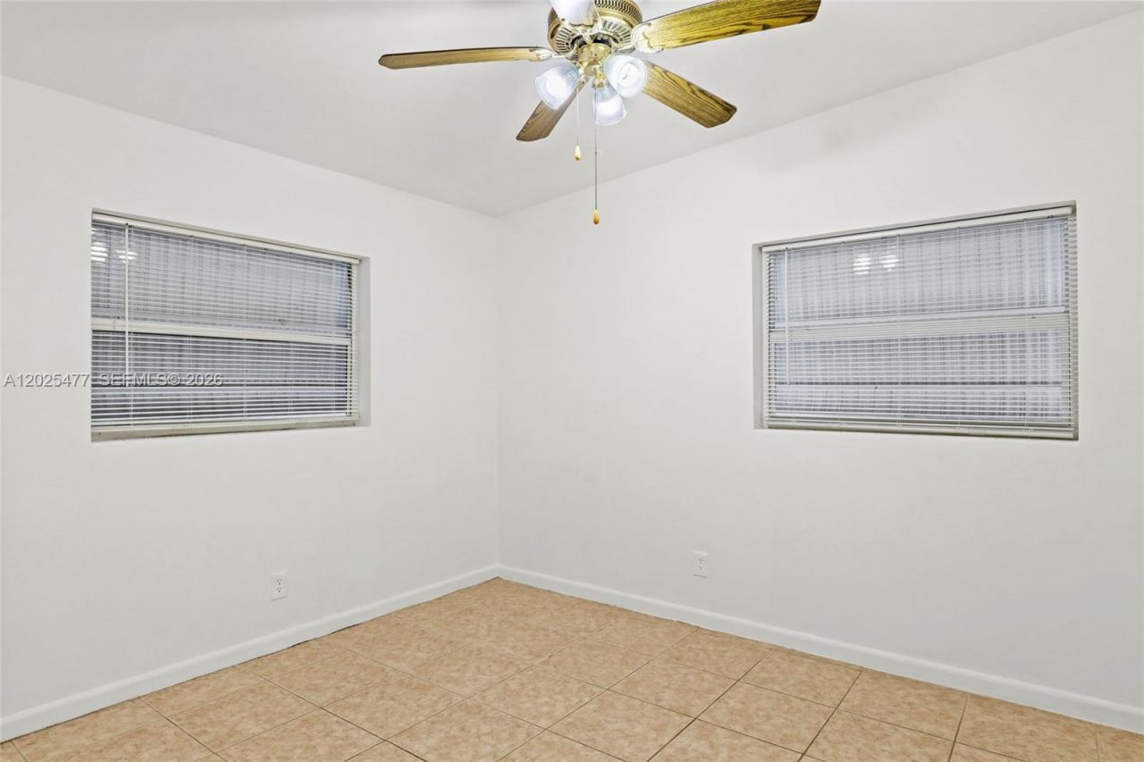 310 E Olive Ave , Port Saint Lucie, FL 34952 Photo