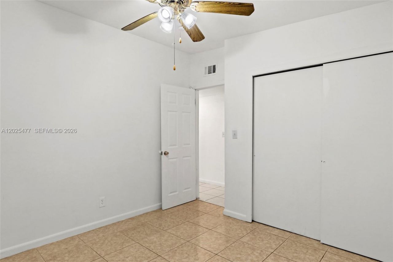 310 E Olive Ave , Port Saint Lucie, FL 34952 Photo