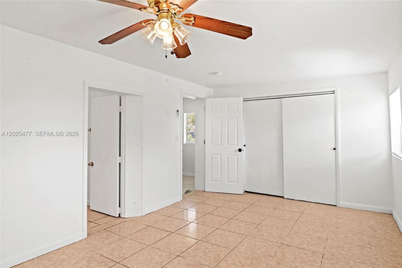 310 E Olive Ave , Port Saint Lucie, FL 34952 Photo