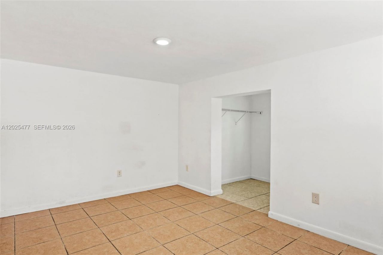 310 E Olive Ave , Port Saint Lucie, FL 34952 Photo