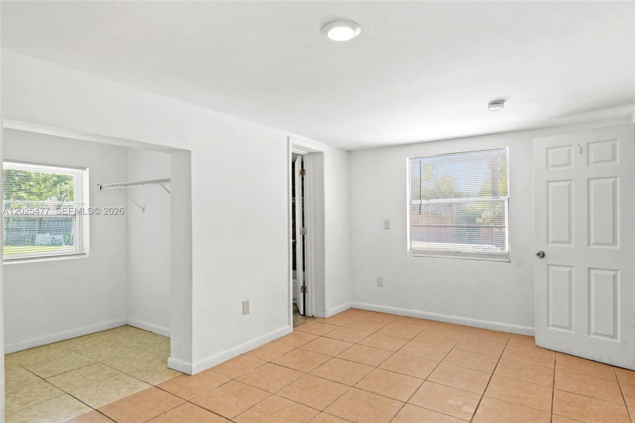 310 E Olive Ave , Port Saint Lucie, FL 34952 Photo