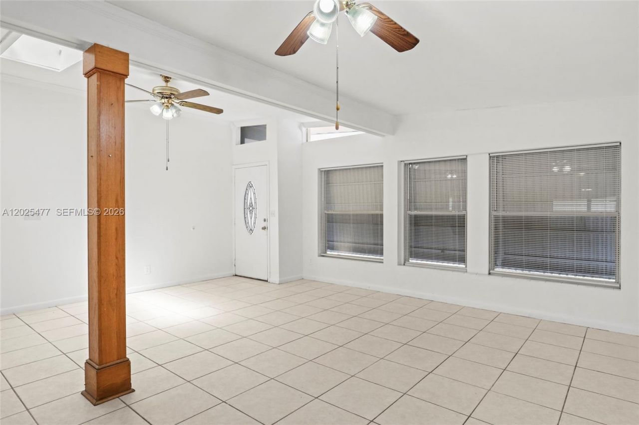 310 E Olive Ave , Port Saint Lucie, FL 34952 Photo