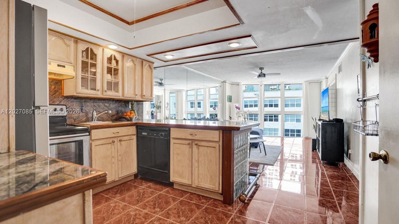 1228 West Ave , Unit 1404, Miami Beach, FL 33139 Photo