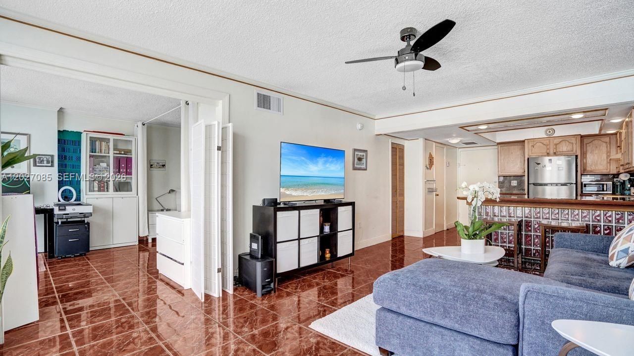 1228 West Ave , Unit 1404, Miami Beach, FL 33139 Photo