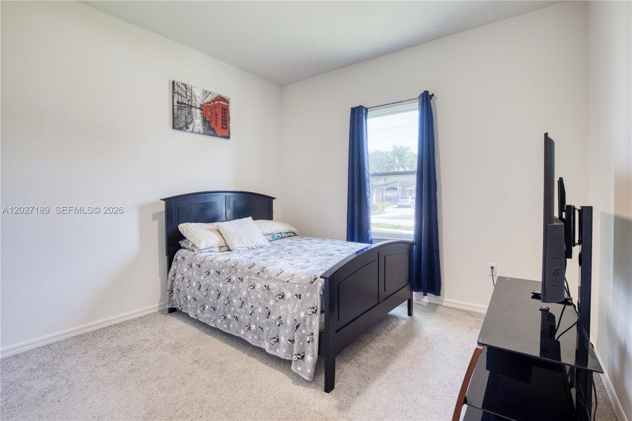 1534 SW Abingdon Ave , Port Saint Lucie, FL 34953 Photo