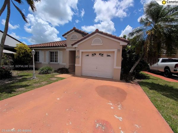 8462 SW 158th Ct , Miami, FL 33193