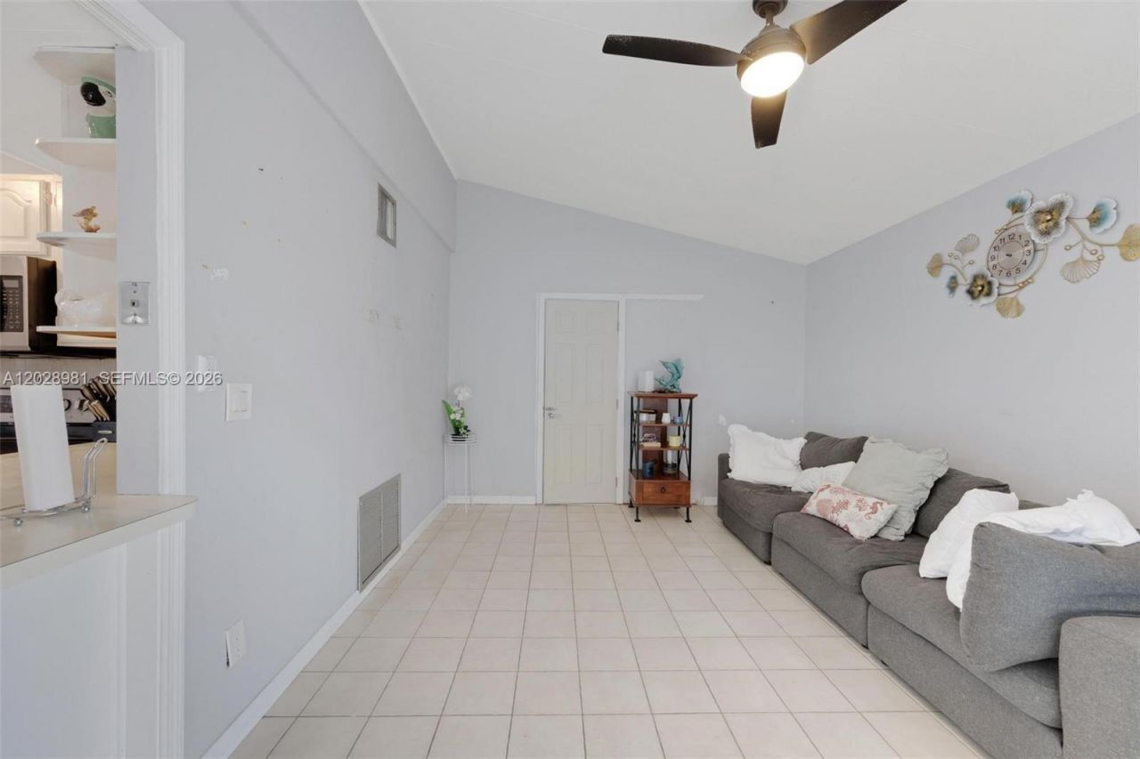 780 95th Street Ocean, Marathon, FL 33050 Photo
