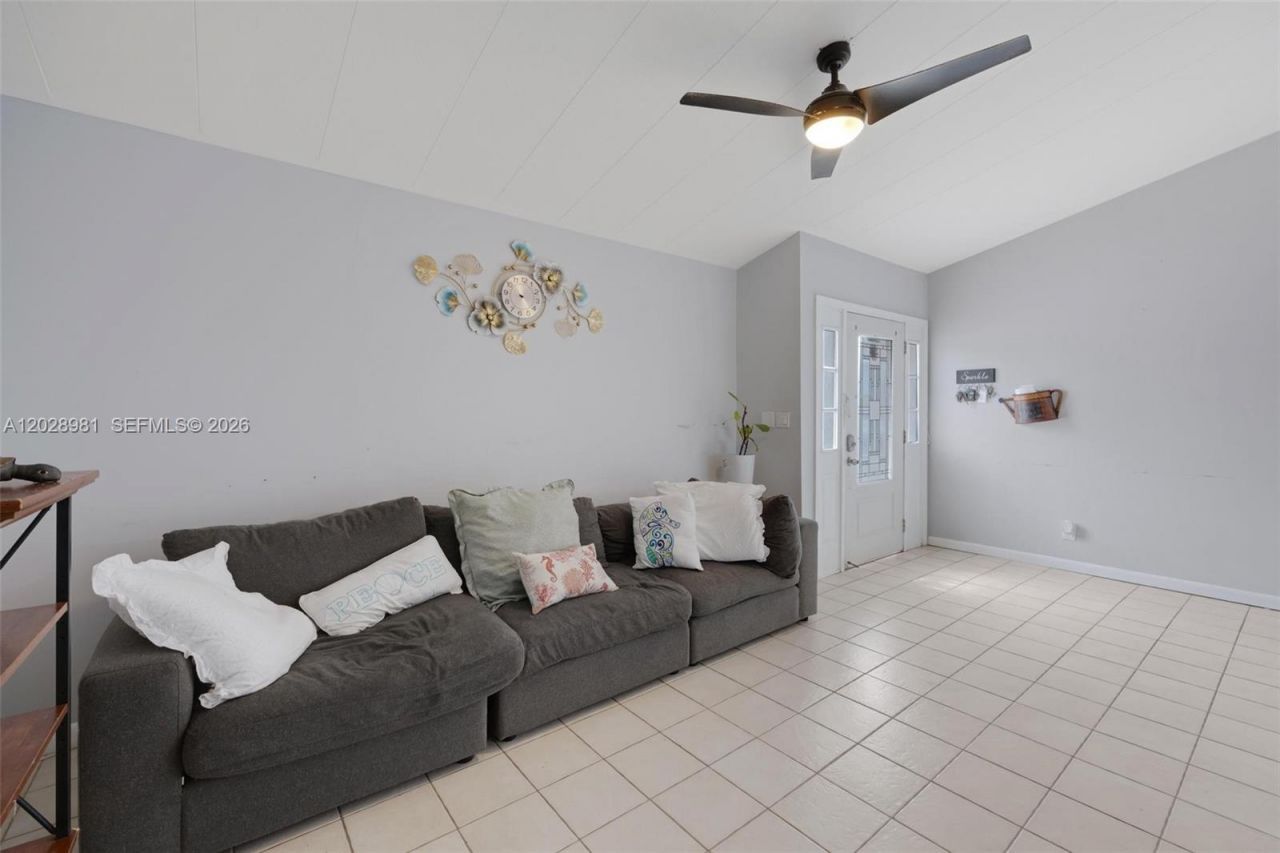 780 95th Street Ocean, Marathon, FL 33050 Photo