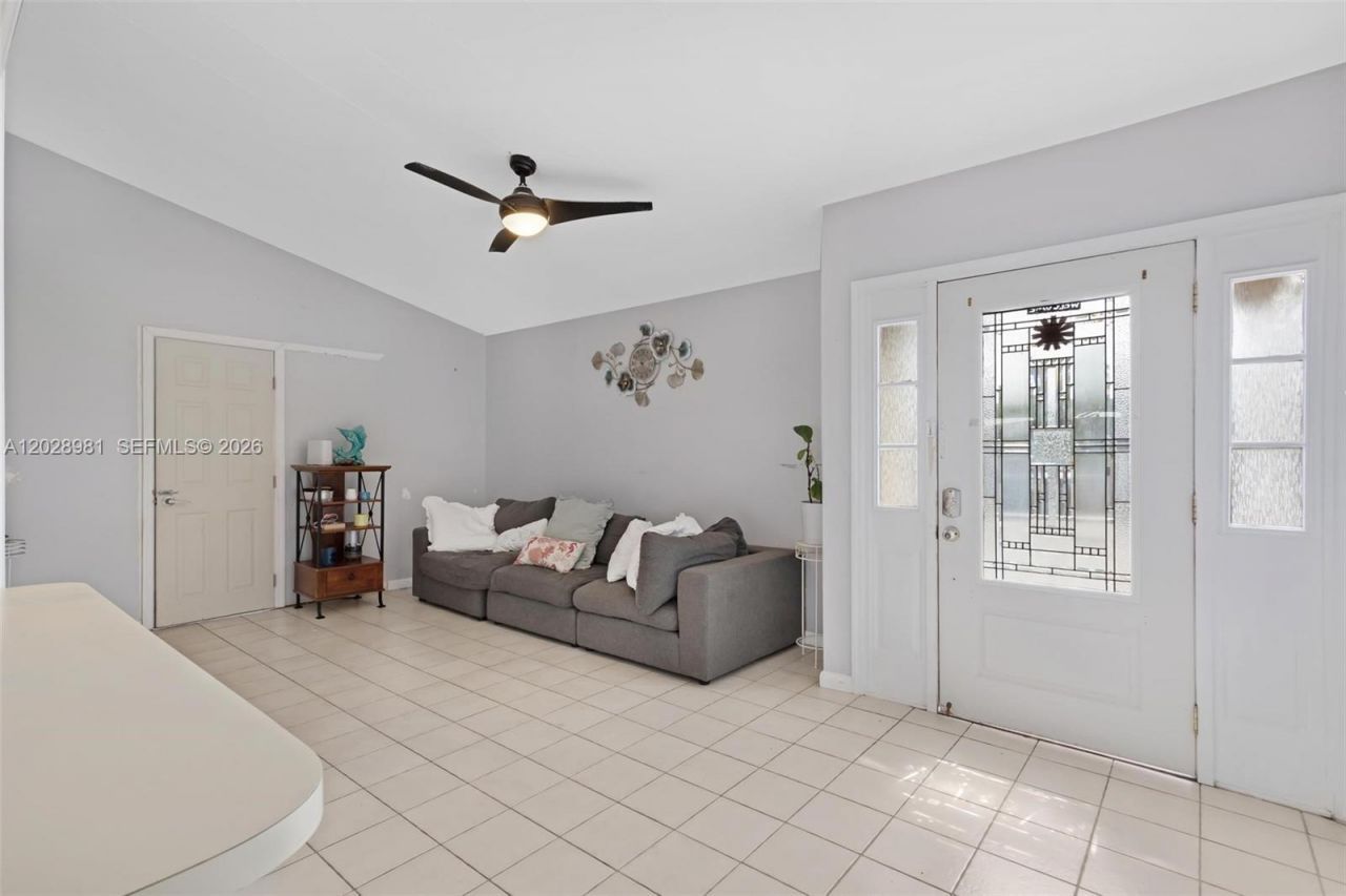 780 95th Street Ocean, Marathon, FL 33050 Photo
